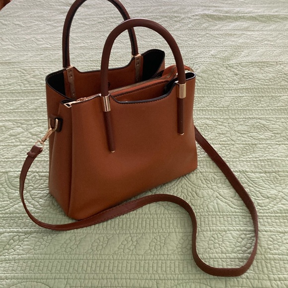 Fashion Queen Handbags - Great 1st BAG for a young girl❗️IN NEW CONDITION ❗️